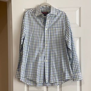 Vineyard Vines button down